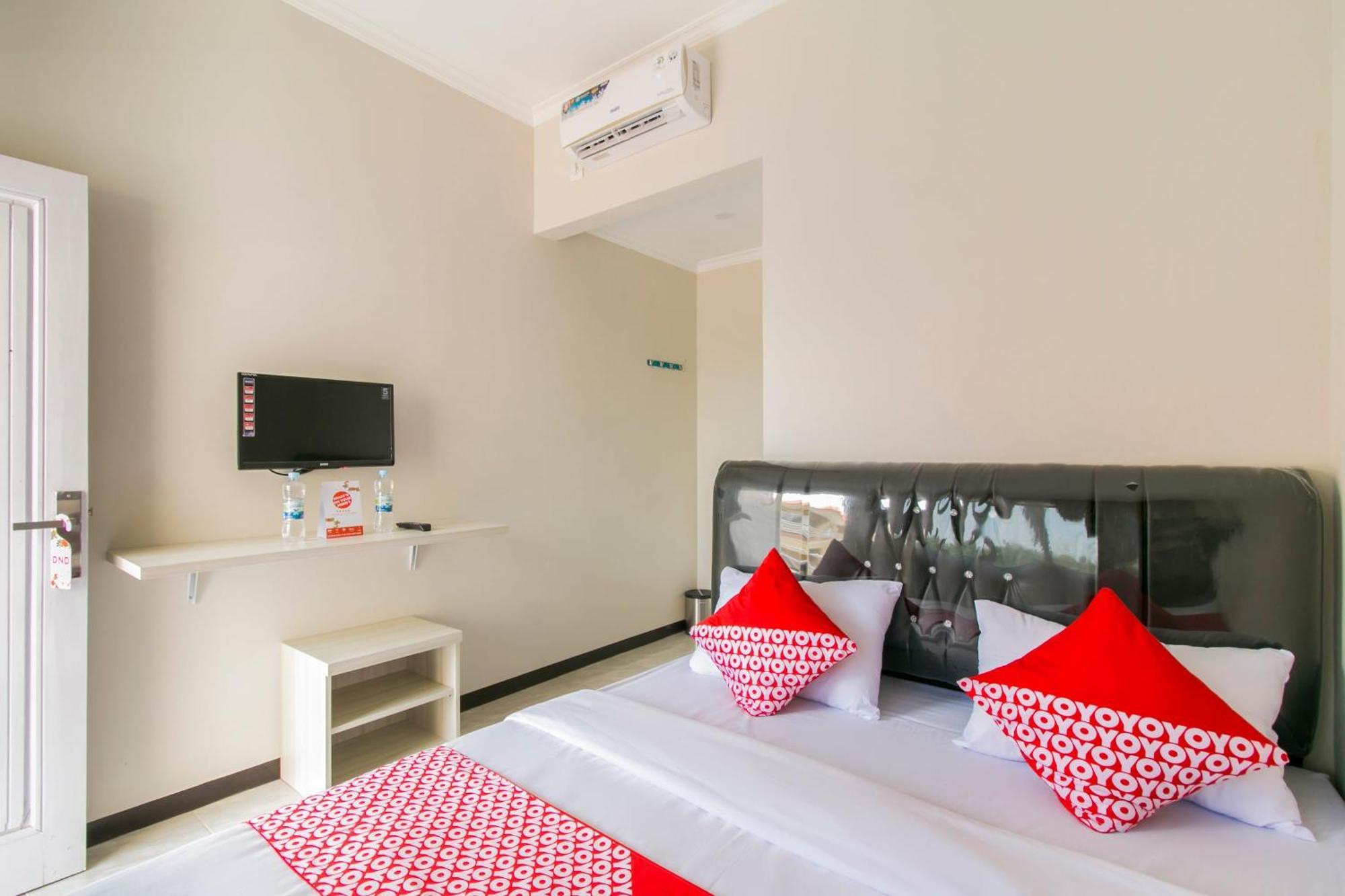 Oyo 1078 Fakhira Residence Cianjur Εξωτερικό φωτογραφία